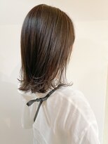 テトラ バイ ネオリーブ 横浜西口店(tetra by neolive)&nbsp;切りっぱなしロブ×透け感暗めグレージュ☆