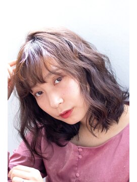 クシュ 所沢東口店(kusyu...) 大人かわいい/美髪/ネビージュ/ホワイトグレージュ/こなれミディ