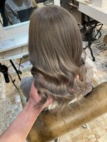 ノイズ オオサカ(NOISM)&nbsp;☆ハイトーンブリーチミルクティーカラーホワイトベージュカラー