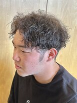 ニアウ 伊勢崎連取店(Niau)&nbsp;波巻きスパイラルパーマツイストスパイラルパーマシャドウパーマ