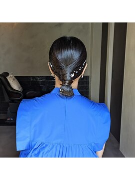 モノクローム(monochrome) hairdo