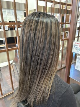 ビューティーヘアサロン アングル 八戸ノ里店(Beauty Hair Salon angle) バレイヤージュカラー
