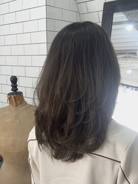 レガーレ(Legare) 【広島韓国ヘア】韓国ミディアムレイヤー×オリーブベージュ