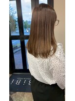 ドクターズサロン レラパール&nbsp;上品セミディ/小顔レイヤー/ワンカール/アッシュブラウン/ツヤ