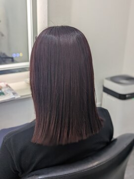 リファインメント(refinement) 切りっぱなしモーブヘア