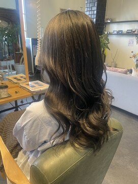 ムード マグ レーベル 南松本(MOOD Mag Label) カット＋秋色グレージュカラー＋美髪レイヤートリートメント