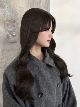 ムージー(moug) オリーブグレージュ 広島/赤み消し/袋町