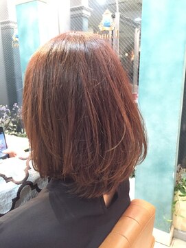 ロンド 銀座(Lond) ふんわりレイヤーのふわふわボブ 担当川上功介