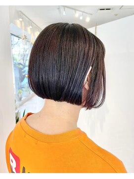 ナダ プライベートヘアサロン(NADA private hair salon) ディープパープル　ミニボブ　ショートボブ