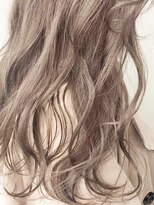 ケーツー心斎橋 クイーンズガーデン バイ ケーツー(K two QUEEN'S GARDEN by K two) ハイトーン/ケアブリーチ/透明感/カール/心斎橋&難波&なんば