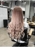 ピンク