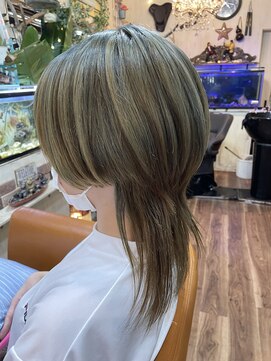 マーメイドヘアー(MERMAID HAIR) マッシュウル&フダブルカラー