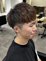 ヒュイル バイ ニアウ(Hwyl by Niau) メンズマッシュパーマニュアンスパーマショート刈り上げ