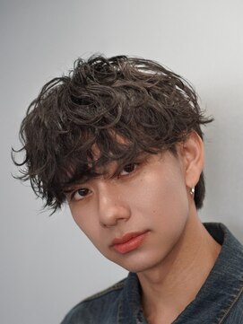 フィフス トウキョウ (fifth TOKYO) 初めてのパーマでも◎ラフな質感が人気のシャドウパーマ