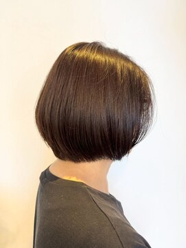 ギネス(Giness) まろみコンパクトボブ