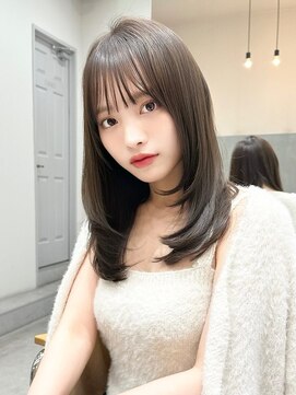 エレリー 名駅(EleRe) 髪質改善ブリーチなしカラーセミロングストレートツヤ髪スタイル