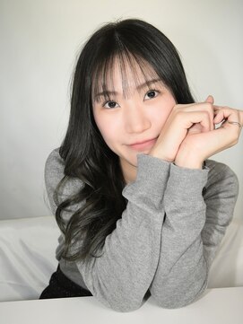 カミエ(kamie) 【kamie北浜】オリーブカラー/シースルーバング