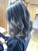 ブレイズヘアー(BLAZEhair) 【色持ち重視】グレージュバレイヤージュ×ブリーチ2回