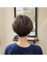 アルファガーデンセカンド(alpha garden second)&nbsp;頭の丸みを綺麗に見せるショートヘア
