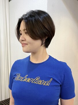 クオート(quoit) ツヤで魅せる若々しさ!シルエット美人のマッシュショート