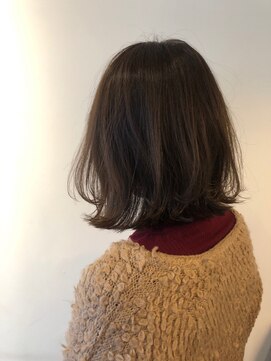 カラーアンドケアリタ(color&care Lita) 外はねアッシュベージュ☆