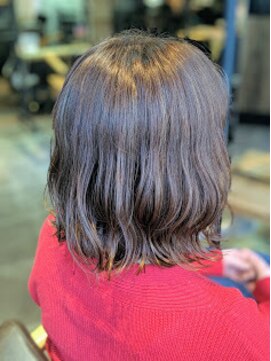 ナンバー イル デュッカ 札幌(N° il duca) ハイライトカラーボブ