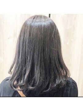 フェリシータ 緑地公園店(felicita) アッシュシルバーカラー