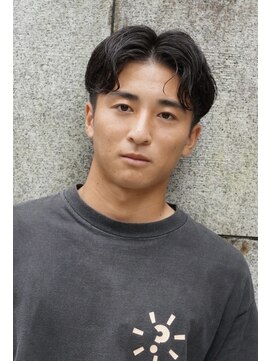 にもう ハンナリセンターパートメンズスタイル【神戸三宮/元町】