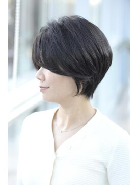 ミスエッセンス(MISS ESSENCE) 大人の美しいショートボブ/ミスエッセンス竹下