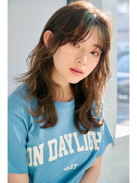 ベルバイリトル(belle by little) ゆるふわエアリーレイヤーカット