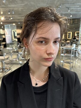 スクリーンギンザメゾン 銀座(SCREEN GINZA MAISON.) 黒髪カタログ/クラゲヘアー/オリーブ/銀座