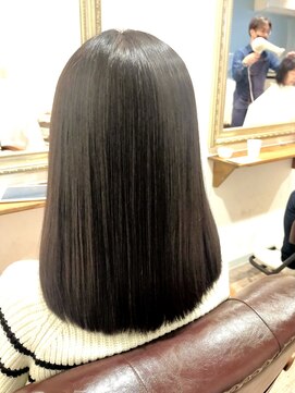 ヘアー グリーン(hair green) 30代40代50代/黒髪スタイル/サラ艶ミディアム/月1髪質改善