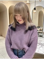 マーシィ(MARCIE) ホワイトベージュ×ブラック