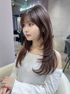 グロー 大宮(GLROW) □ 韓国大宮顔周りレイヤーカットハッシュカットワンホンヘア