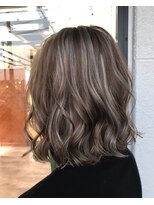ハウリーヘアアンドスパ(HAURY hair&spa) ハイライト×ミルクティー