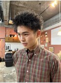 スパイキーショートピンパーマツイストパーマ眉毛カットツイスパ