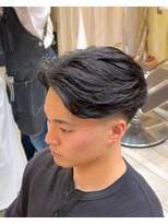 グルーマーズトウキョウ(GROOMER/S TOKYO)&nbsp;ラフカール　ニュアンスパーマ　フェード　海外風　メンズパーマ