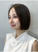 顔周りレイヤーカットグレージュカラーくびれボブショートカット