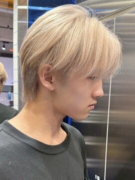 サンクマーケット 渋谷(cinq MARKET) 渋谷メンズブリーチカラーミルクティーベージュセンターパート