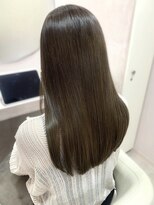 ソンノ(sonno)&nbsp;オリーブグレージュカラー 透明感カラー 艶髪 髪質改善 20代