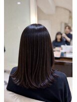 ヘア&エステ ヒロイン 西武池袋店&nbsp;ツヤ際立つナチュラル黒髪ストレート