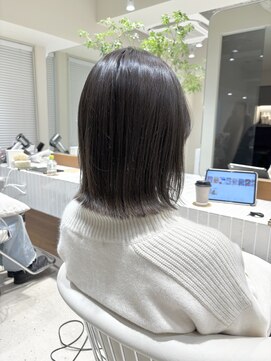 エンス 銀座(Ence) ブリーチなし/スモーキーカラー/髪質改善/グレーブラウン/前髪