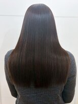 カミラボ(KAMI LABO)&nbsp;暗髪グレージュ 髪質改善 艶髪ストレートへア ロング 20代