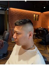 ハナテンベース(HANATEN BASE)&nbsp;フェザーアップスキンフェード