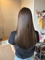 シー 岡崎(,SHE)&nbsp;オリーブベージュカラーロング艶髪