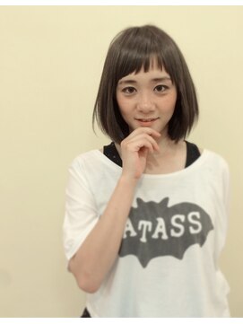 ラウンジ モリオ イケブクロ(Lounge MORIO Ikebukuro) グラデーションボブ×アシンメトリーショートバング