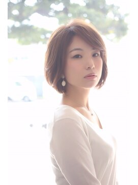 ビースリー ロア 大人なショートスタイル[横浜 ビースリー スタイル]