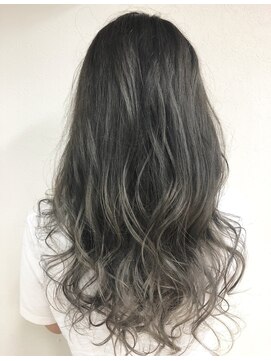 ライブトレア(LIVE TOREA) グレイジュグラデーション