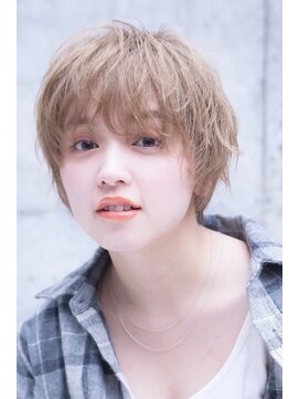アメリ 新宿(Ameri) Ameri ブロンドショート　【新宿】