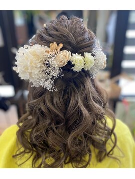 トゥルース 桜木(Truth) ふわふわボリュームハーフアップ